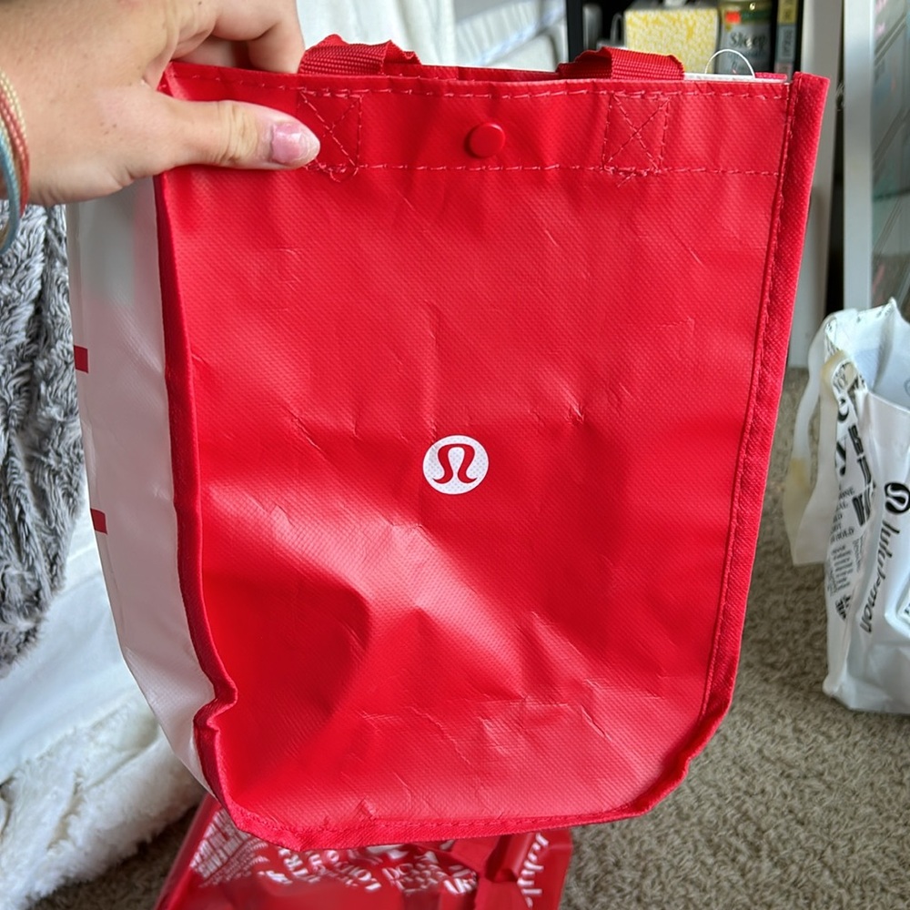LuluLemon small bags used - Picture 5 of 9